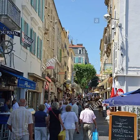 Charming Cosy 2 Bedrooms Old Appartement *